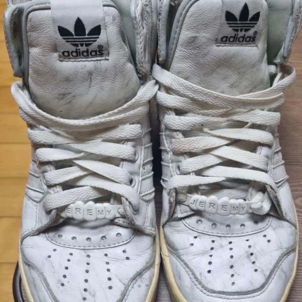 아디다스 제레미스캇 윙스