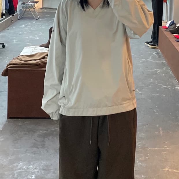 나이키 브이넥 아이보리 웜업 H1351
