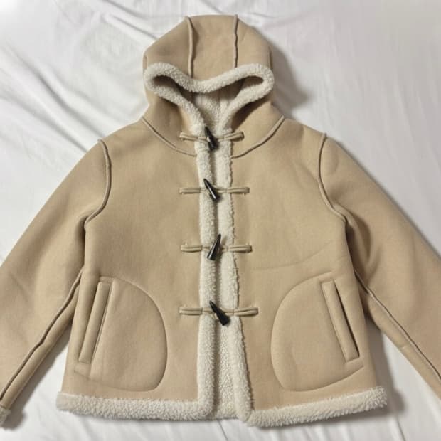 베이지 후드 떡볶이 코트