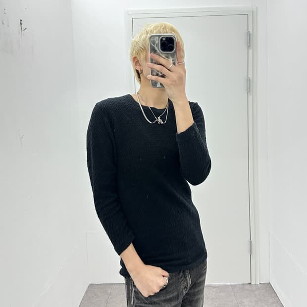 Irregular crinkles sleeve