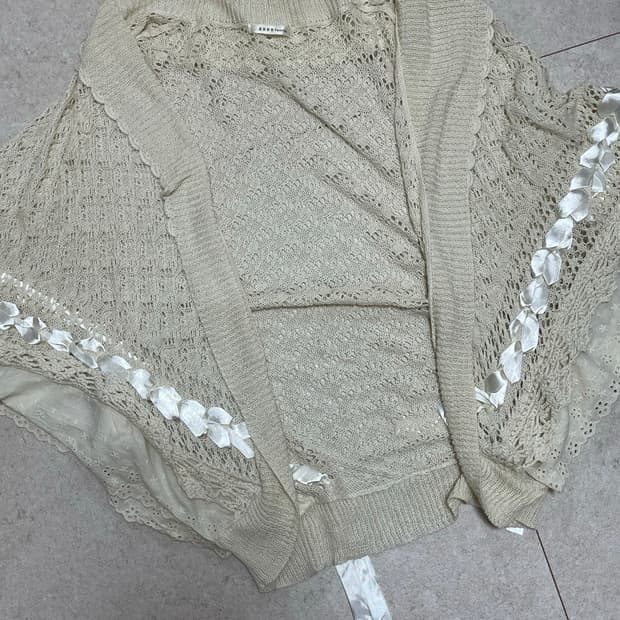 엑시즈팜 엑팜 대장 리본 케이프 그물 가디건 빈티지