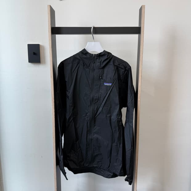 파타고니아 로고 후디니 자켓 블랙