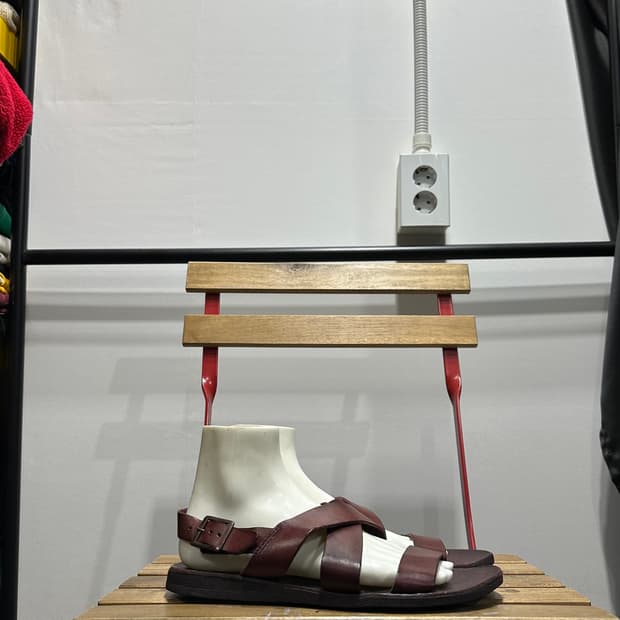 EU40 250) 브라도르 샌들 남녀공용 샌들 브라운