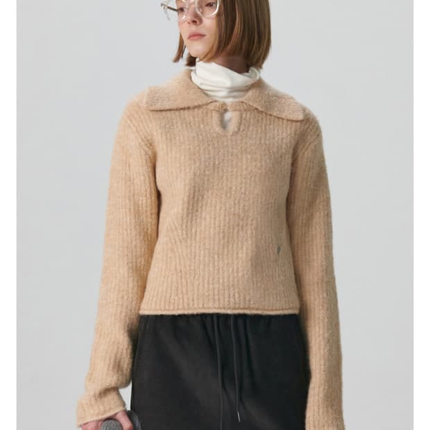 시티브리즈 브이넥 카라 니트 베이지