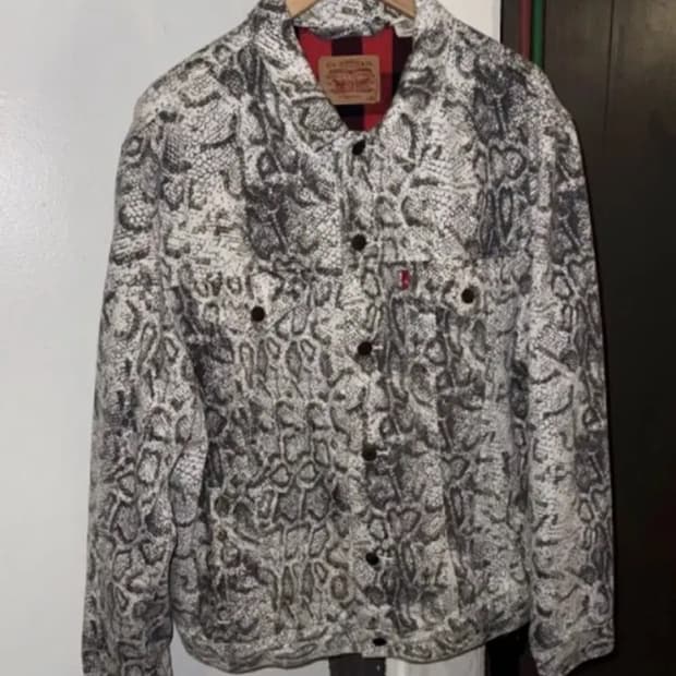 [정품] 슈프림X리바이스 슈프림 
콜라보 파이톤 자켓 L