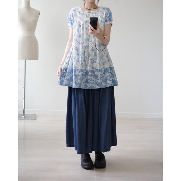 Pyumosso blue&white flower smock dress