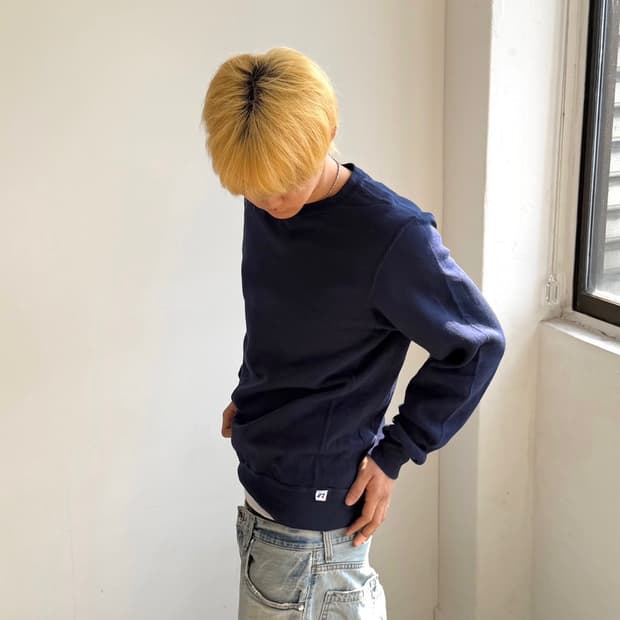 00's 러셀 맨투맨 네이비 블랭크