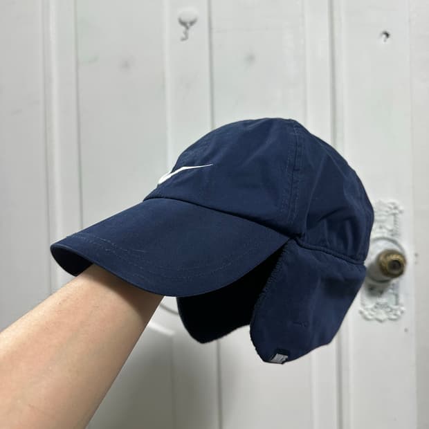 나이키 이어플랩