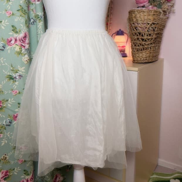 Skirt 🤍 모리세스 화이트 레이스 미디스커트