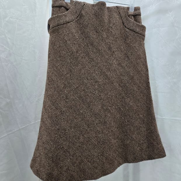 SISLEY HANDMADE 헤링본 브라운 미니스커트