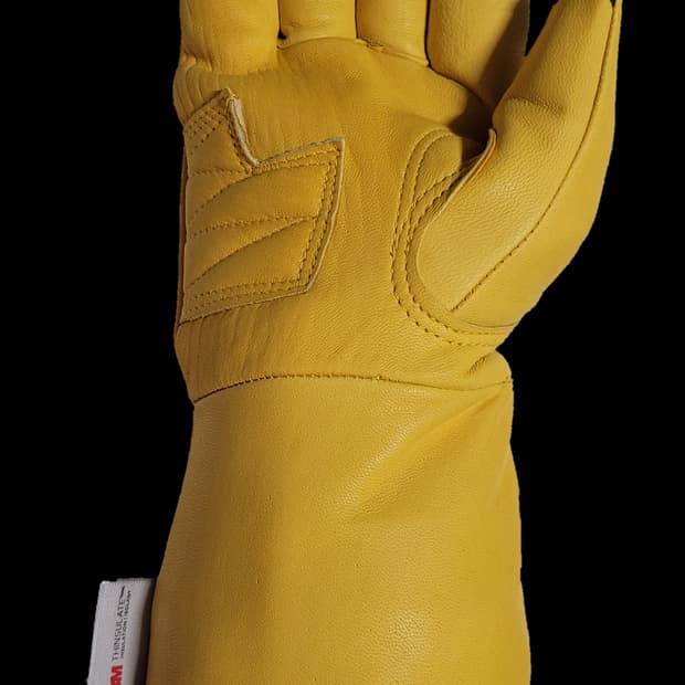 옐로우 GAUNTLET WINTER LONG GLOVE