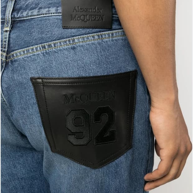 새상품 25ss 알렉산더 맥퀸 양가죽 컬렉션 데님 팬츠(매장판)