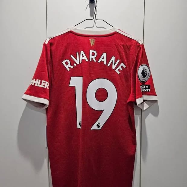 2122맨유 라파엘바란 유니폼