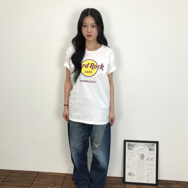Hard Rock Cafe Honolulu Logo Tee