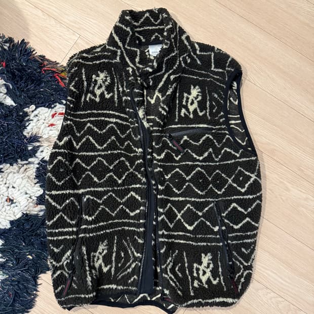 [M] 디스이즈네버댓 x 그라미치 플리스 베스트 브라운