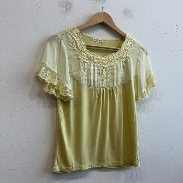 액시즈팜 레이스 반팔 탑