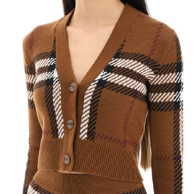 버버리 크롭 체크 브라운 가디건 XS