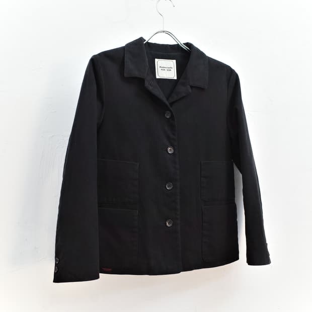 Mademoiselle NON NON