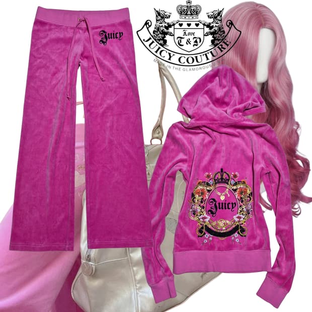 Juicy Couture y2k Pink chain lettering