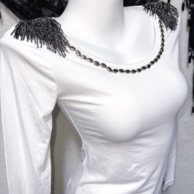 오네갸루 금장 은장 견장 롱슬리브 펑크 y2k 섹시 헤이세이 시부야 핀터