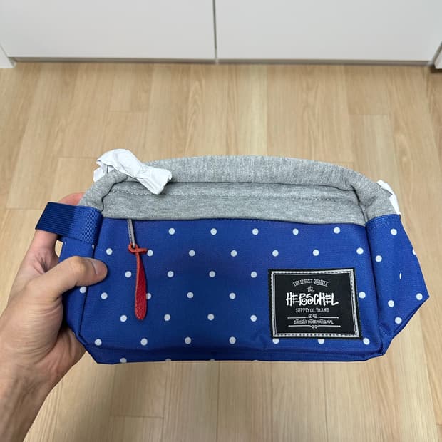 스투시 x 허쉘 파우치 새상품 급처