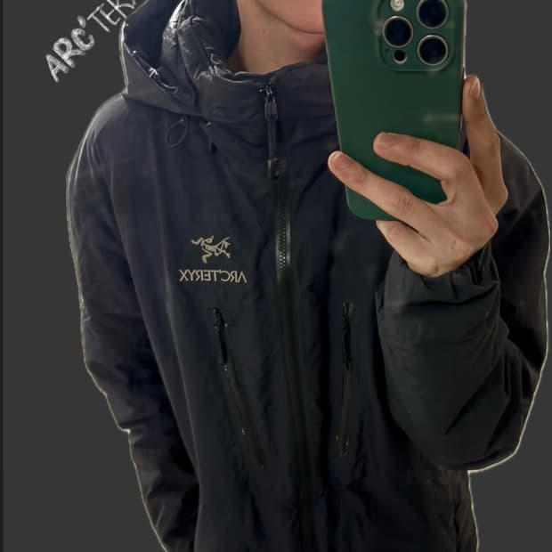 아크테릭스 피션SV 고어텍스프로 파카