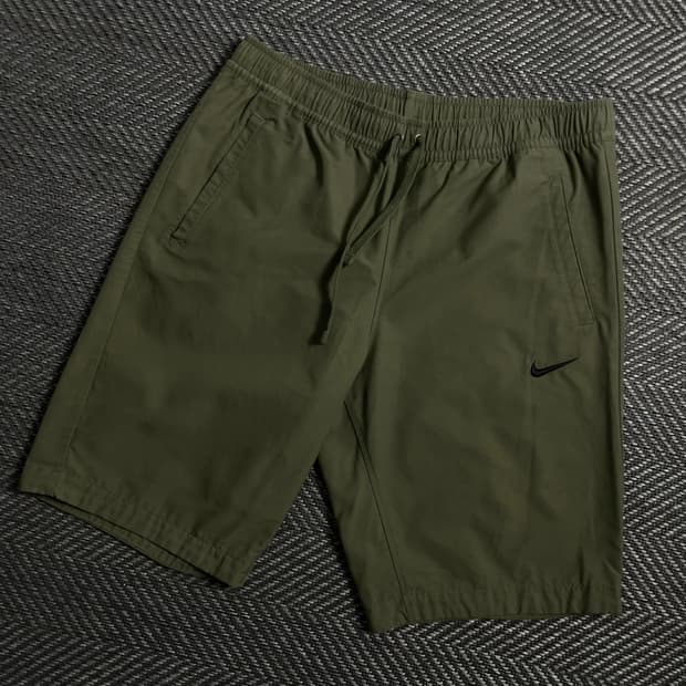 나이키 스우시 우븐 트레이닝 쇼츠 카키y 4186