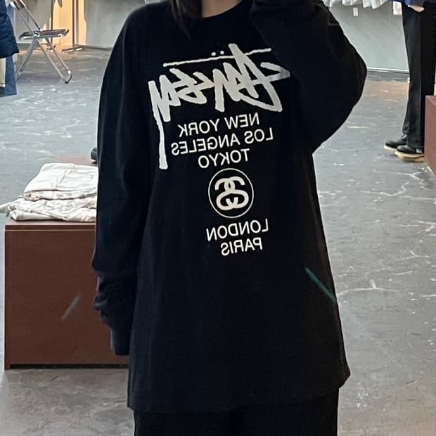 스투시 월드투어 블랙 롱 슬리브 H1392
