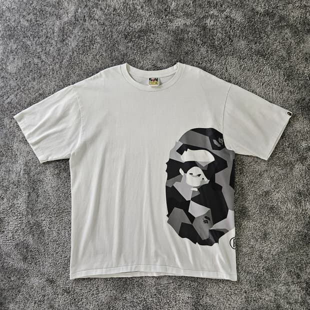 A BATHING APE 반팔 티셔츠