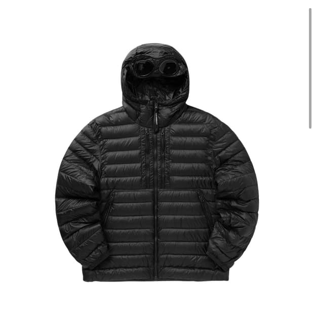 CP컴퍼니 경량패딩 DD쉘 블랙M 25FW 새상품