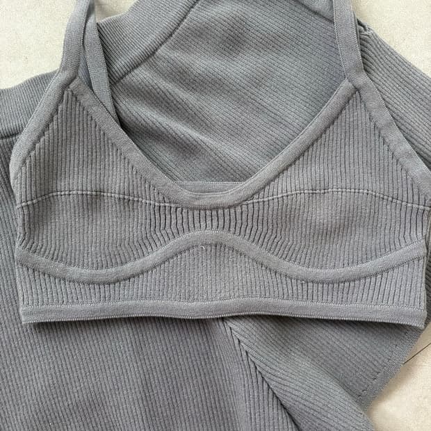 그로브x차정원 23ss 뷔스티에 셋업