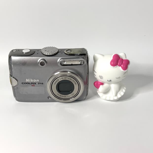 니콘 쿨픽스 p4