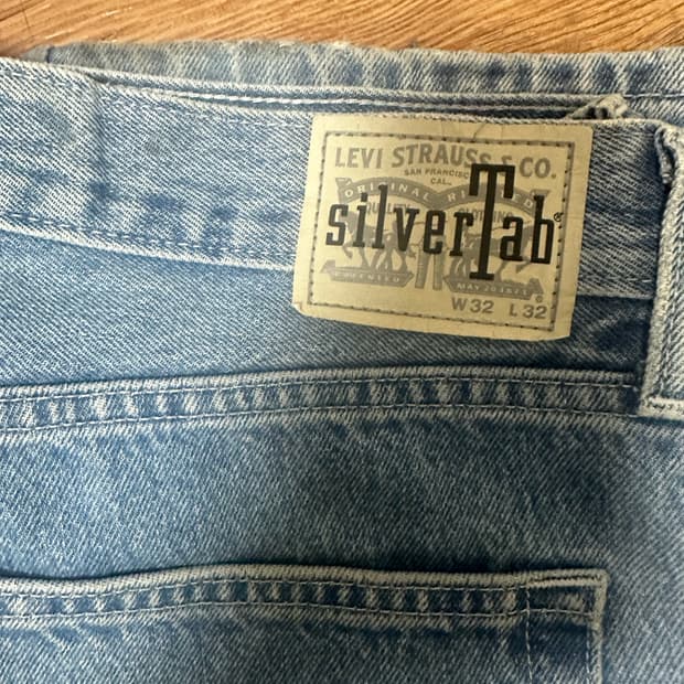 리바이스 실버탭