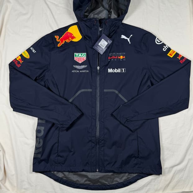 18 푸마 레드불 레이싱 바람막이 데드스탁