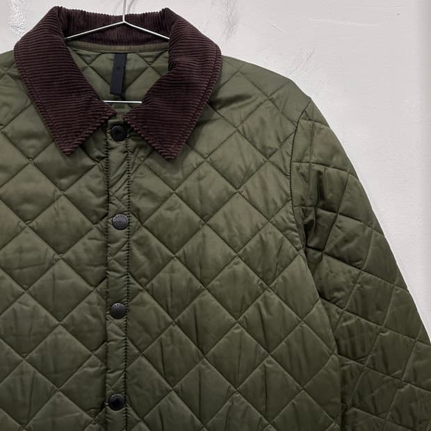 바버 인터네셔널 리데스데일 코듀로이 퀼팅 자켓