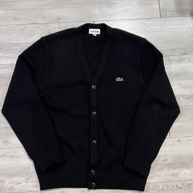 라코스테 V넥 가디건 105(5사이즈) 거의새것 상태 최상