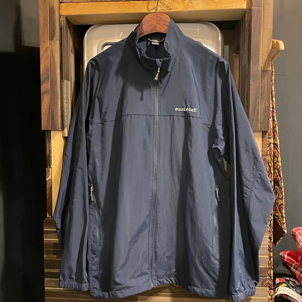 몽벨 바람막이