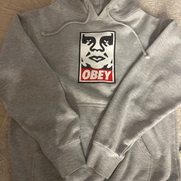 OBEY 오베이 로고 후드티 그레이