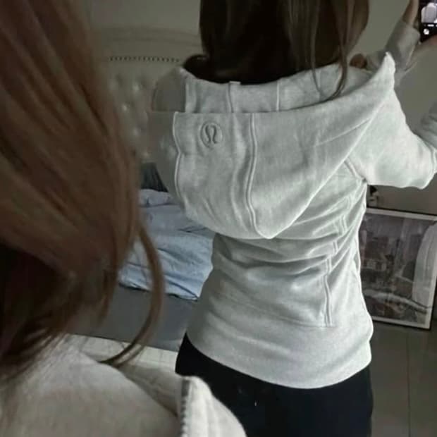 룰루레몬 스쿠바 풀집 그레이 삽니다