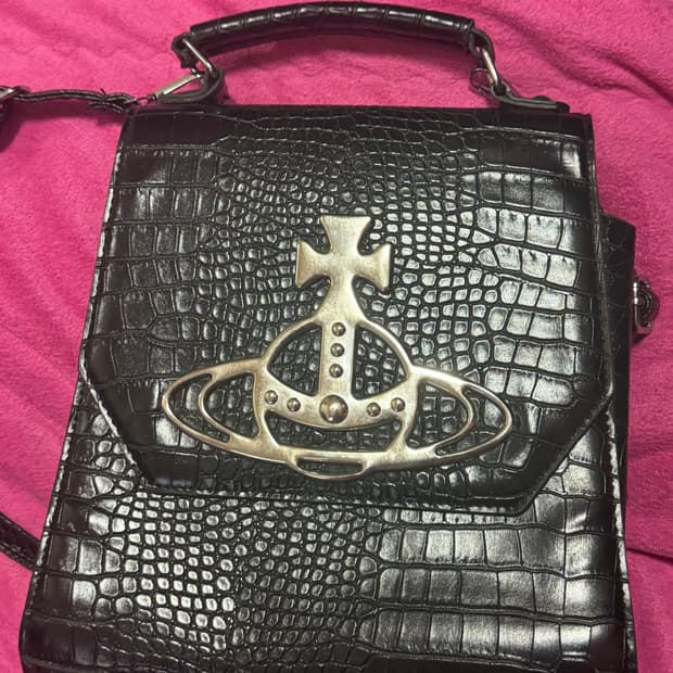 비비안웨스트우드 크로커다일 백