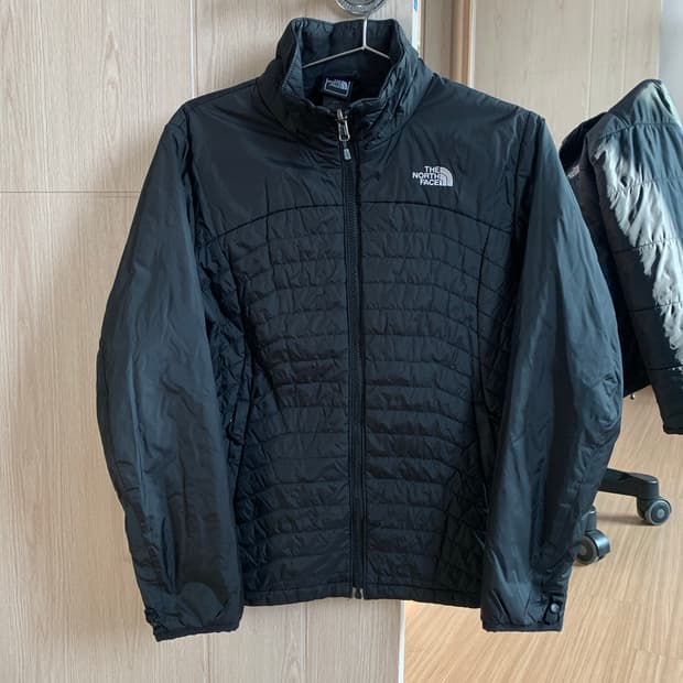 노스페이스 여성 경량자켓