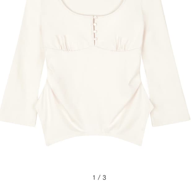 레이즈미야 아린 실키 탑 아이보리 s 구합니다!