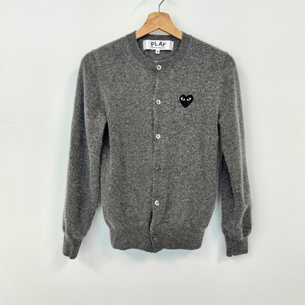 COMME DES GARCONS PLAY 꼼데가르송 그레이 라운드넥 울 