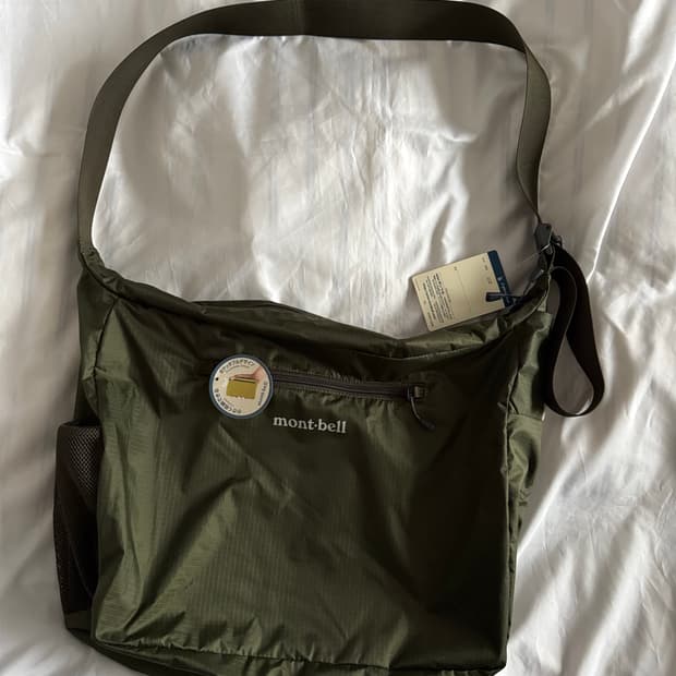 몽벨 포켓터블 라이트 숄더백 카키 L