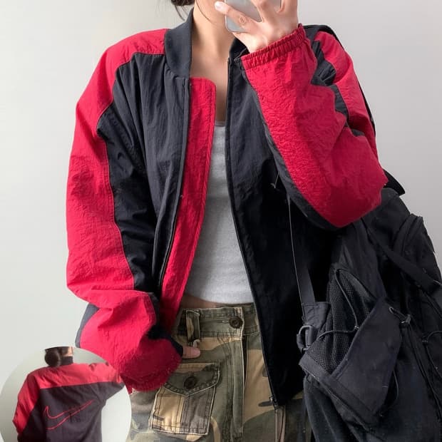 나이키 빅로고 점퍼 