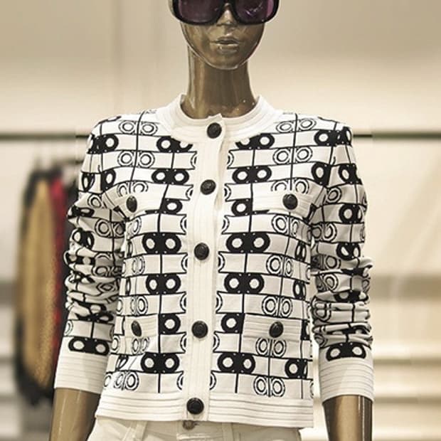 제시뉴욕 패턴 니트 가디건