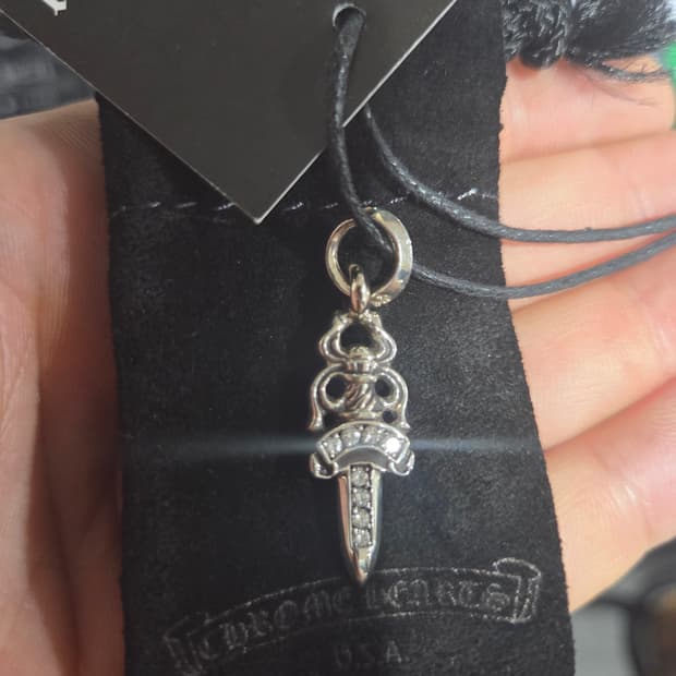 크롬하츠 5대거 파베 오리지널 펜던트 미사용품