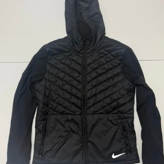 나이키 남성 에어로레이어 바람막이  블랙  nike 중고