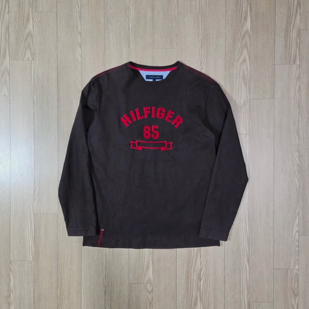 타미 힐피거 초코 브라운 롱 슬리브 티셔츠