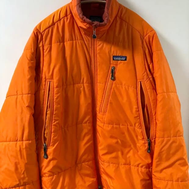 02년 파타고니아 퍼프 자켓 오렌지